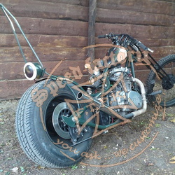 yamaha custom bike. 